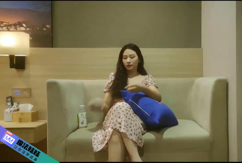 外圍女神 溫婉清秀高顏值 看似清冷實則淫蕩嬌娃.png