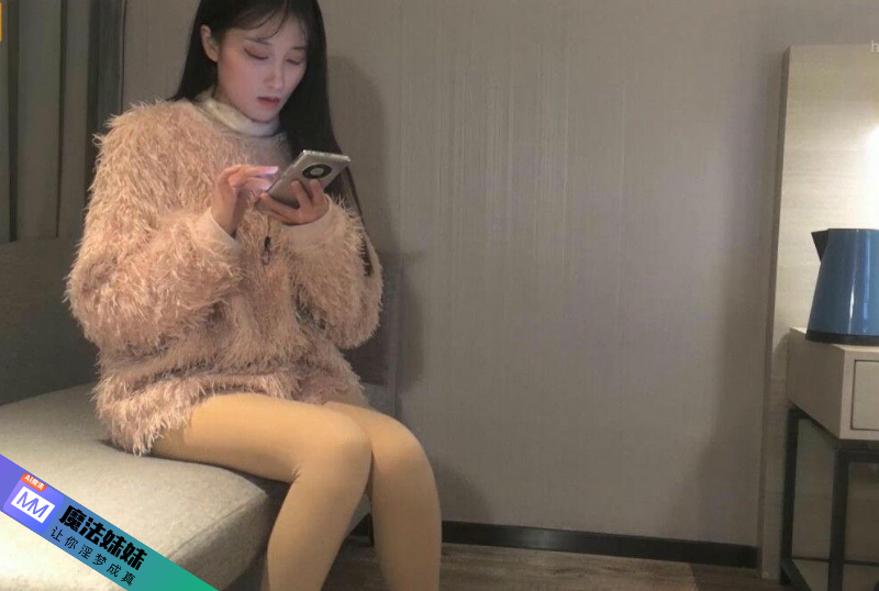 【文軒探花】3000網約外圍小姐姐,兩個漂泊異鄉的孤獨男女來一場靈與肉的碰撞,20萬人氣,怒賺幾千塊.png