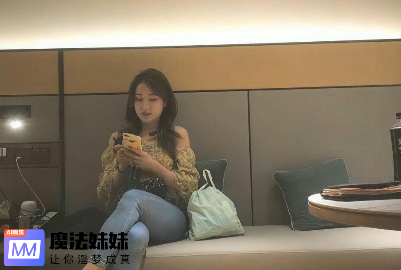 探花兩個妹子留一個啪啪,擡腿側入抽插猛操搞得呻吟連連.png