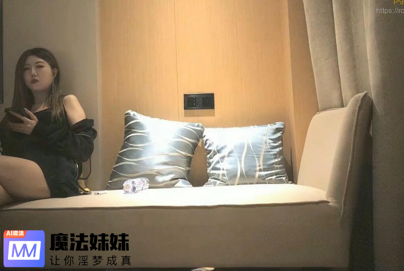 探花約了個黑衣妹子啪啪,穿上黑絲撕裆擡腿側入猛操.png